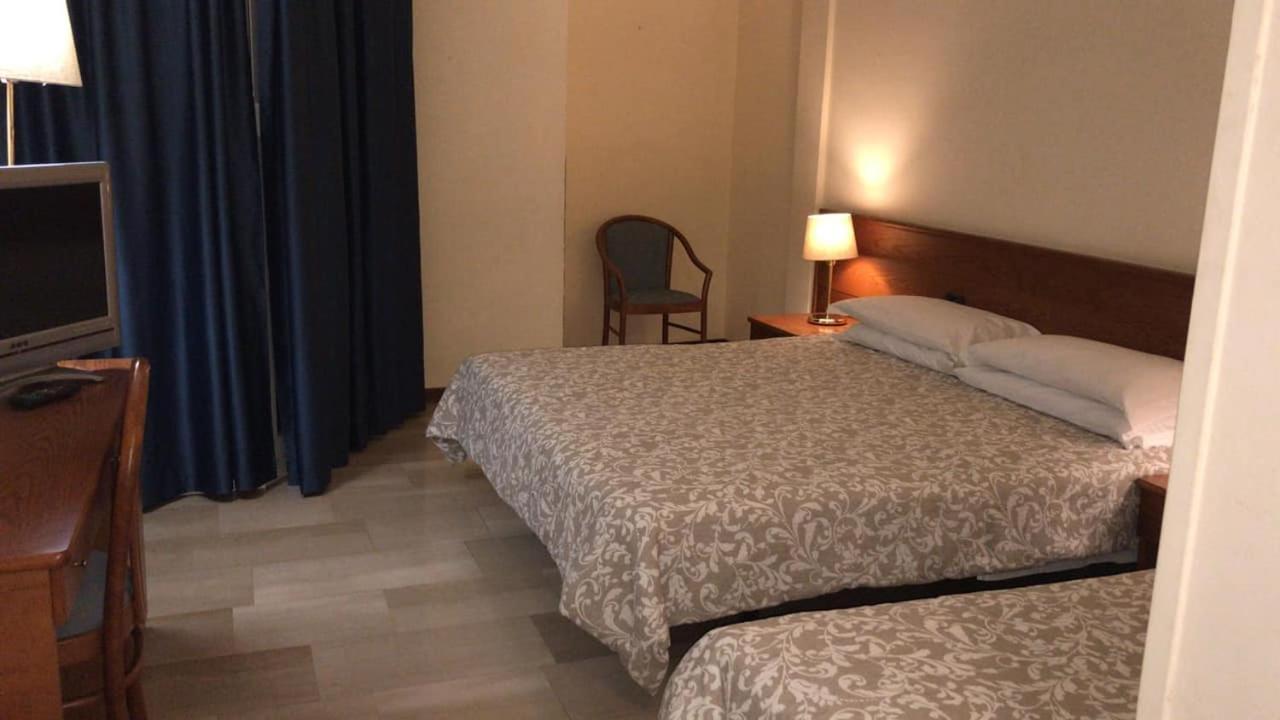 Hotel Select Sant'Ilario d'Enza Exterior foto